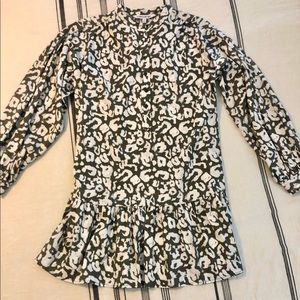 Elizabeth and James dress